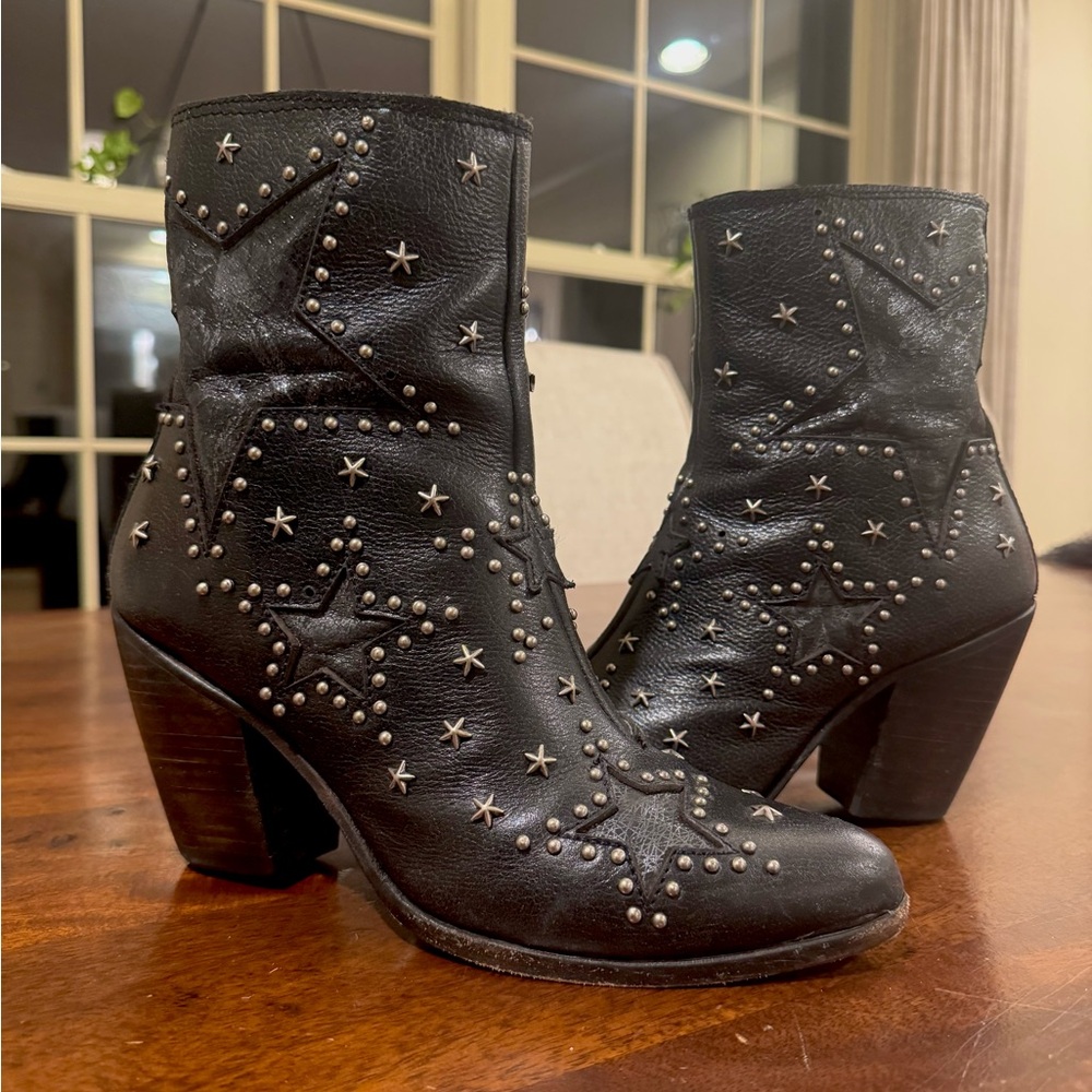 Liberty Black Star-Studded Leather Ankle Boots size:9